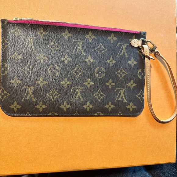 Mono Date code :FL2158 EXCELLENT condition almost brand new used 2/3 times  only - Picture 9 of 11